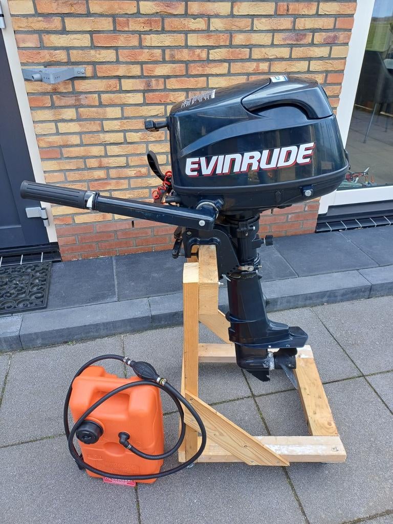 Evinrude 6pk Buitenboordmotor, Ophalen, Gebruikt, Benzine, 5 tot 10 pk