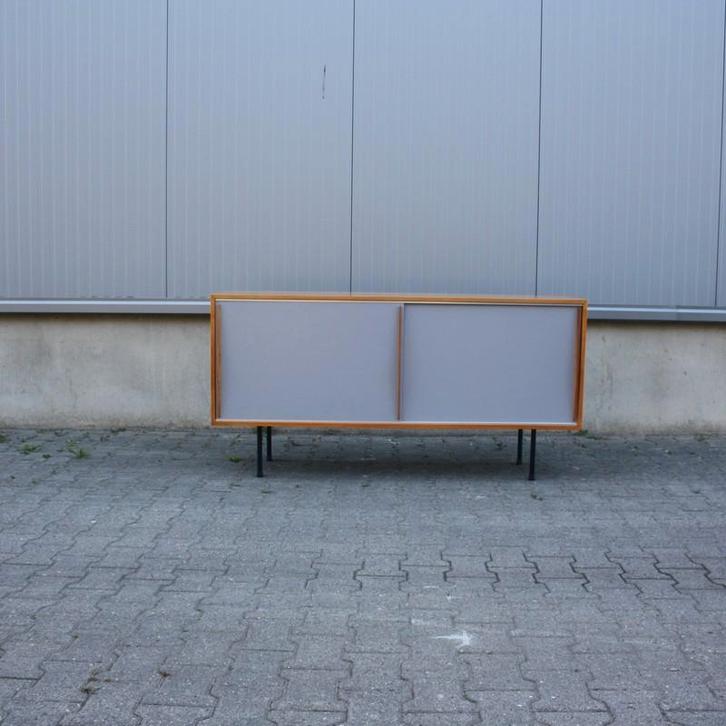 Vintage Sideboard Kurt Thut esdoorn | jaren 50 |, Huis en Inrichting, Kasten | Dressoirs, Gebruikt, 150 tot 200 cm, 25 tot 50 cm