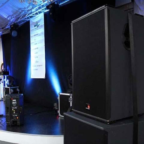 2x Tecnare IBZA 1561 speakers passief, Ophalen, 120 watt of meer, Front, Rear of Stereo speakers, Overige merken