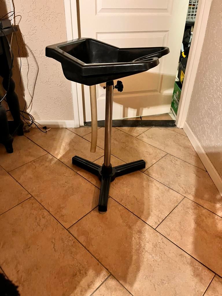 Kappers wasbak, Ophalen