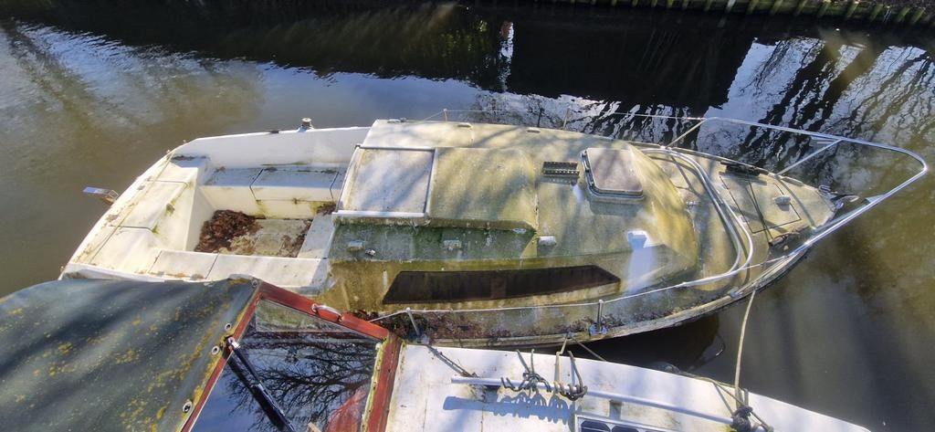 Zeilboot opknapper, Ophalen