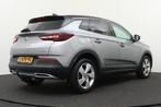 Opel Grandland 1.2T 131 PK Innovation+ Pano-dak Trekhaak Cam, Auto's, Opel, Stof, Gebruikt, 1199 cc, Bedrijf