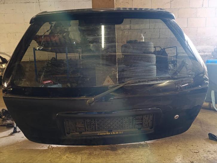 Onderdelen Toyota Corolla hatchback 1997, Auto-onderdelen, Carrosserie en Plaatwerk, Deur, Toyota, Voor, Gebruikt, Ophalen