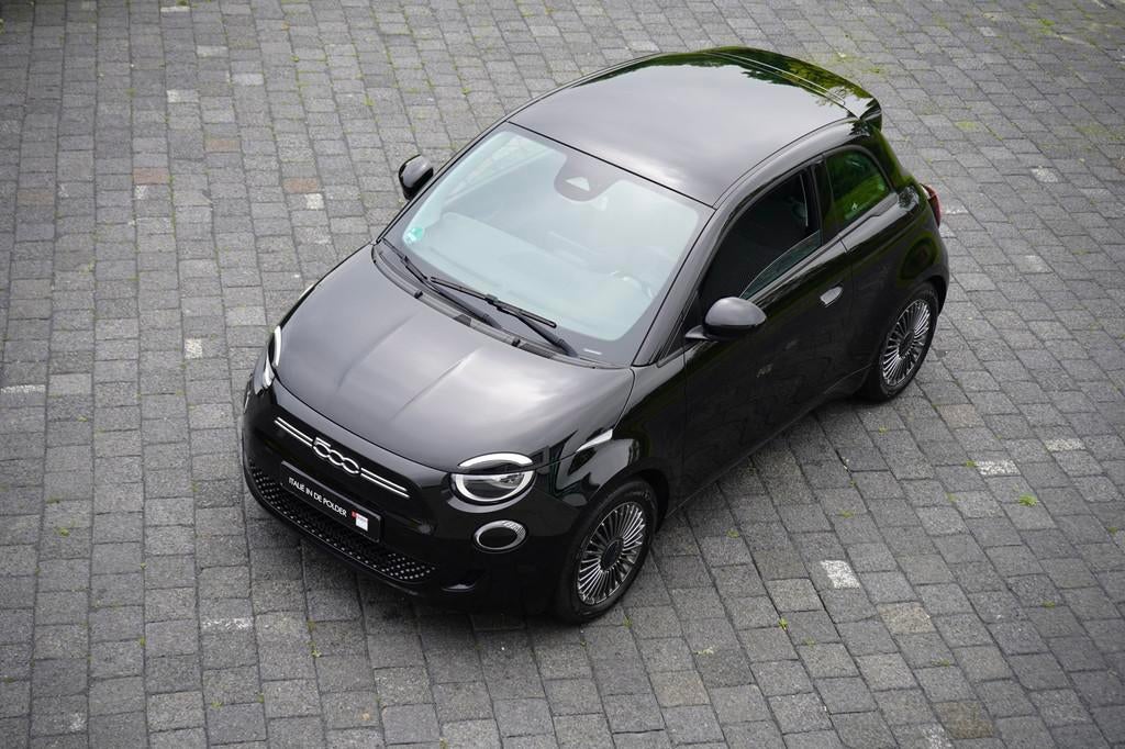 Fiat 500 Icon 42 kWh Apple CarPlay, Auto's, Stof, 4 stoelen, Zwart, Origineel Nederlands