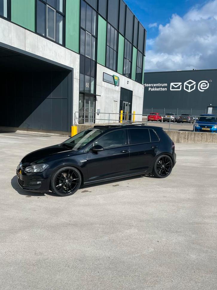 Golf 7 1.2 TSI Cup 110 PK DSG Pano, Auto's, Volkswagen, Particulier, Golf, Benzine, A, Hatchback, Automaat, Geïmporteerd, Zwart