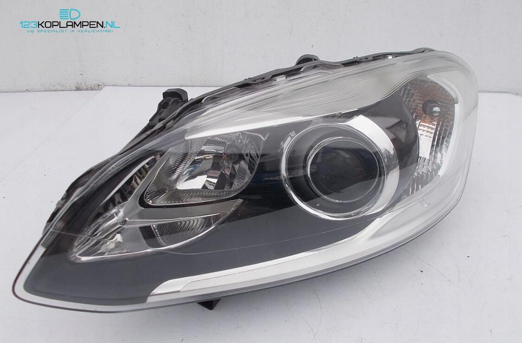 Volvo XC60 Facelift Xenon Koplamp links compleet