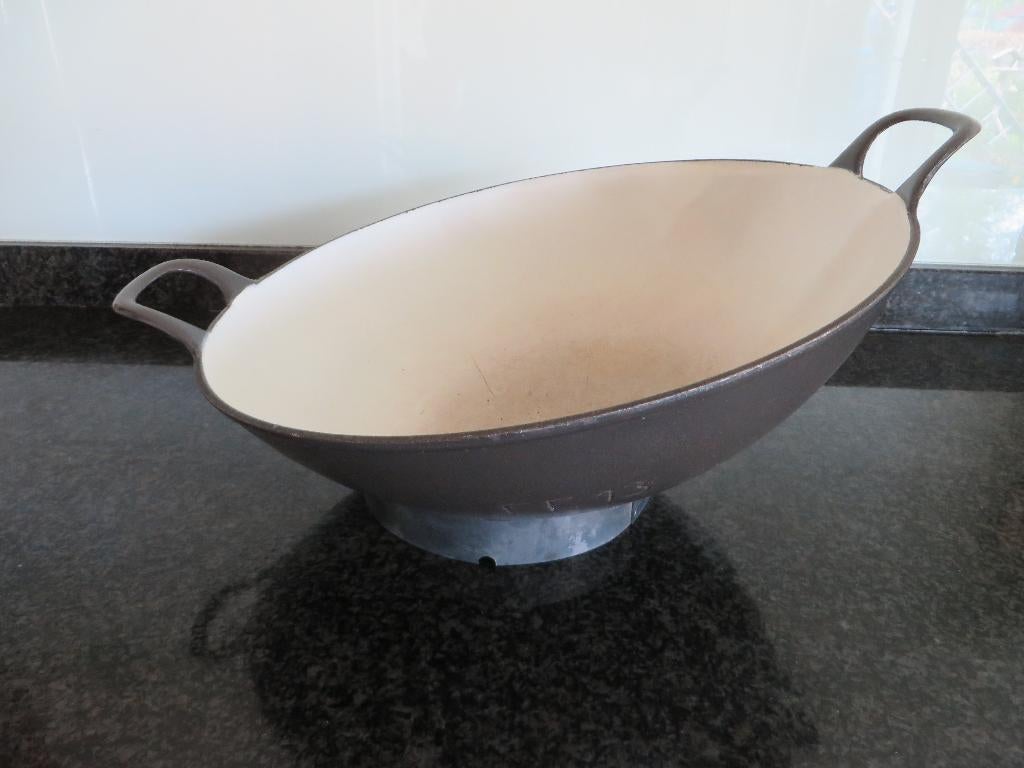 gietijzeren wokpan met ring, Huis en Inrichting, Keuken | Potten en Pannen, Ophalen of Verzenden, Gebruikt, Gietijzer, Wok