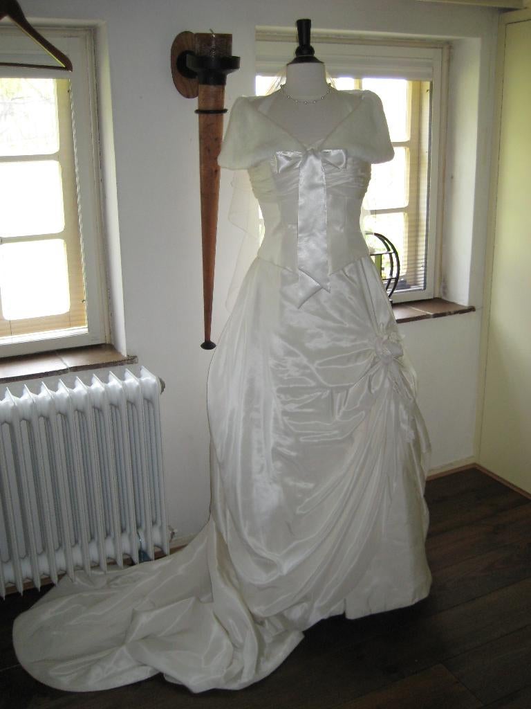 Bruidsjurk/trouwjurk met sleep "Sincerity" ivoor, Kleding | Dames, Trouwjurk, Sincerity, Wit, Ophalen of Verzenden