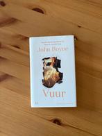 Boek Vuur van John Boyne, Boeken, Ophalen of Verzenden, Gelezen, Nederland