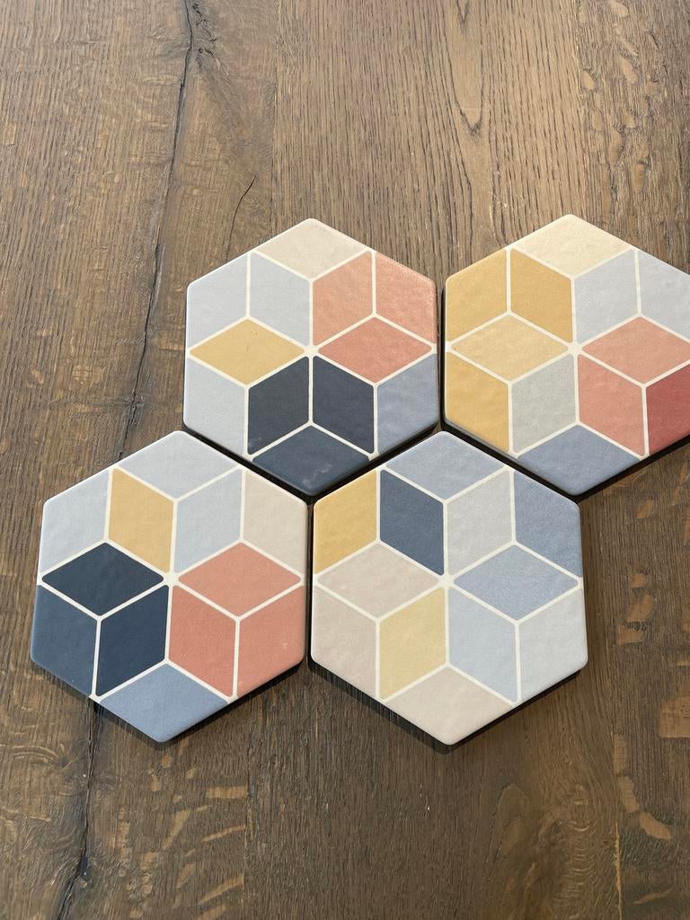 Hexagonale tegeltjes 15x17   5,7m2, Gebruikt, Keramiek, Overige typen, Minder dan 20 cm