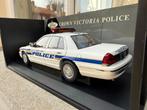 1:18 Ford Crown Victoria Des Plaines Police 1998 Autoart, Hobby en Vrije tijd, Modelauto's | 1:18, Auto, Autoart, Ophalen of Verzenden