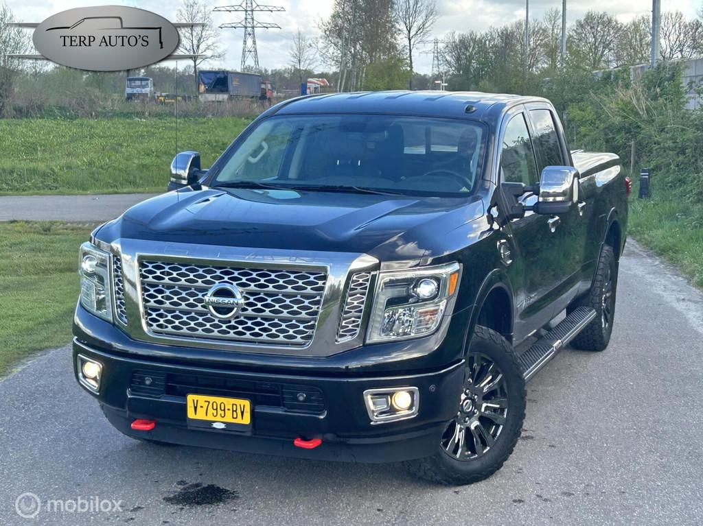 Nissan Titan XD 5.0 V8 Cummins TD Platinum Reserve, Auto's, Nissan, Automaat, Gebruikt, 4996 cc, Zwart