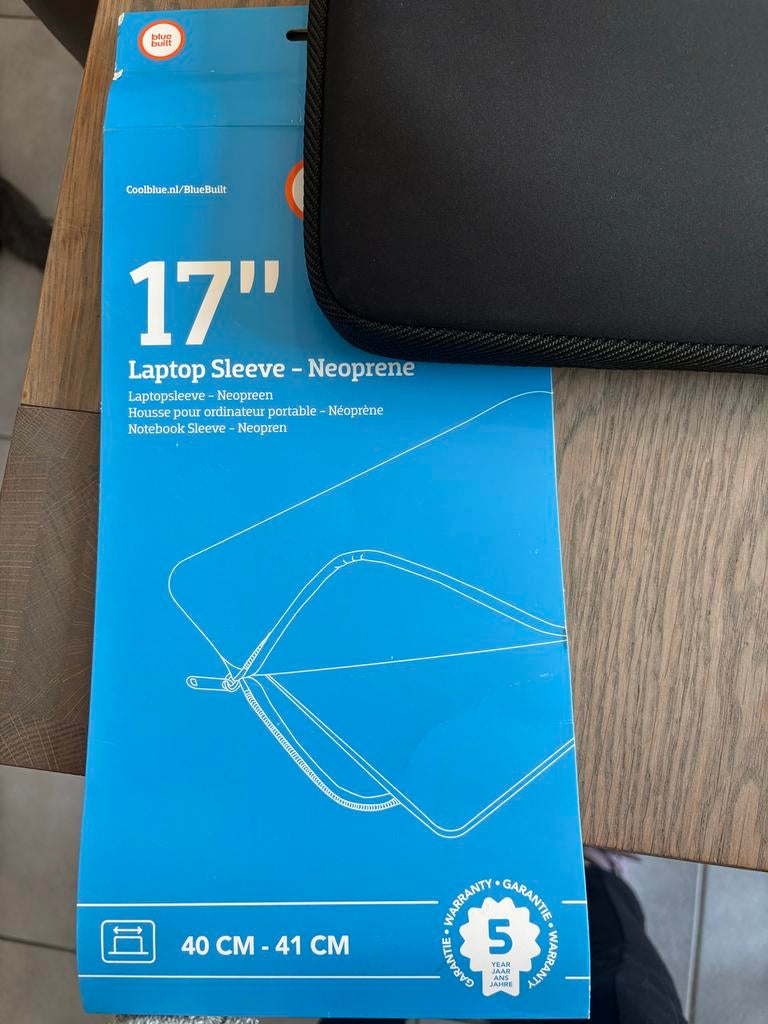 BlueBuilt 17" Laptop Sleeve Neopreen Zwart, Ophalen of Verzenden, 17 inch of meer, Nieuw