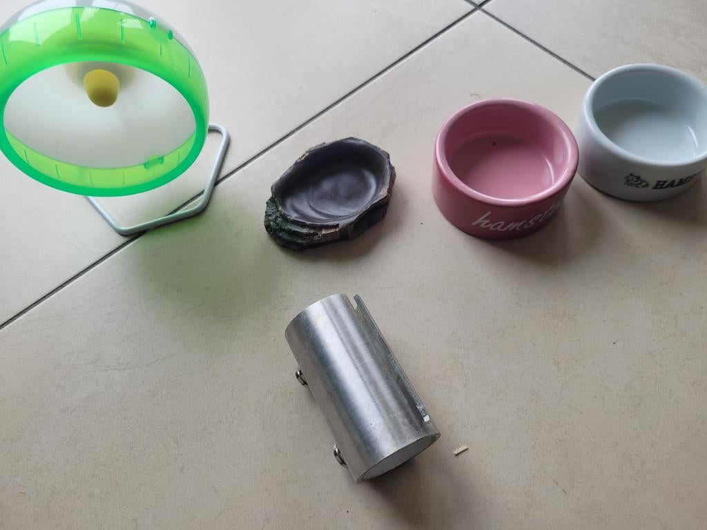 Dwerghamster loopwiel, flesjeshouder, bakjes, Ophalen, Loopwiel of Rad