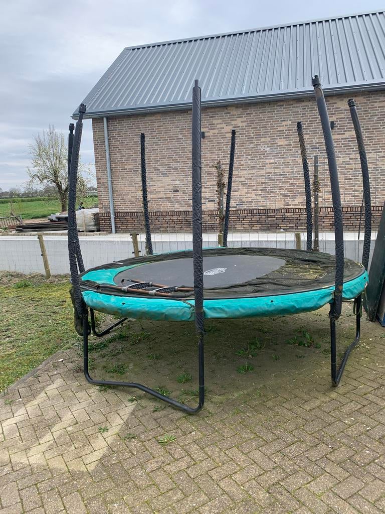 Berg Trampoline 360 met reservepalen voor veiligheidsnet, Ophalen, Gebruikt