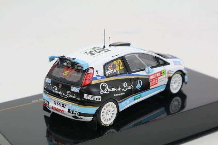 1:43 Fiat Grande Punto S2000 2009 #32 -  IXO  - Nu €16,95, Overige merken, Auto, IXO, Info@bram-modelcars.nl