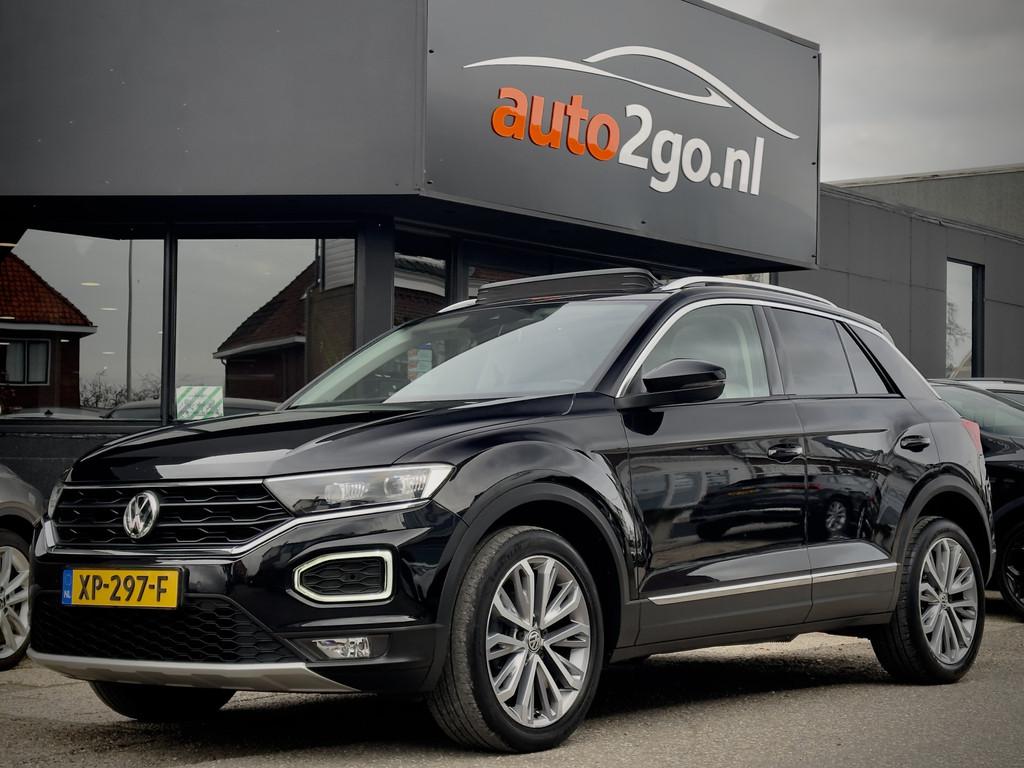 Volkswagen T-Roc 1.5 TSI AUT7 SPORT PANODAK LEDER NAVI CAMER, Adaptive Cruise Control, Euro 6, 4 cilinders, 150 pk