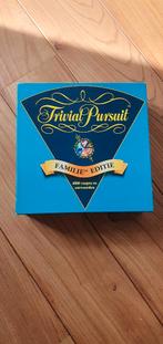 TRIVIAL PURSUIT FAMILY EDITIE, Hobby en Vrije tijd, Gezelschapsspellen | Bordspellen, Ophalen, Zo goed als nieuw, Parker