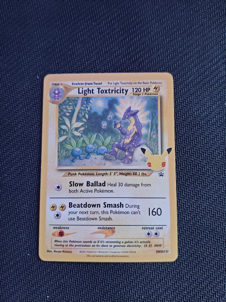 Light Toxtricity (SWSH 137), Ophalen of Verzenden, Nieuw, Losse kaart, Foil