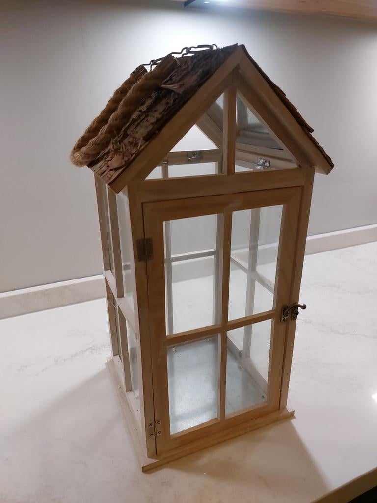 Decoratief huisje/lantaarn, ca. 50cm hoog, intact, Ophalen, Zo goed als nieuw, Kandelaar, Hout