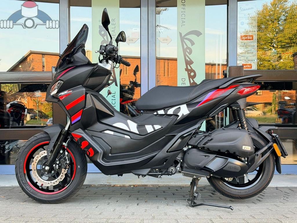 Aprilia SR GT 200 GP Replica 5974km bj. 7-2024 1e eig., Motoren, Motoren | Aprilia, Scooter, Bedrijf, Onbekend, APRILIA
