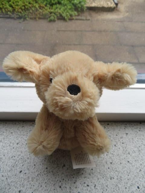 2 x Hond of hondje van Action merk ZDT licht bruin, Zo goed als nieuw, Wasbaar, Klein (minder dan 20 cm), Hond