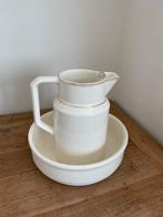 Vintage witte ijzergieter en waskom, Ophalen of Verzenden