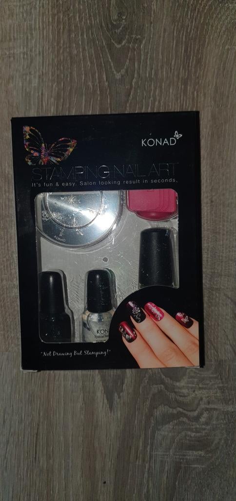 Konad T set nailart stempelen, Ophalen of Verzenden, Nieuw, Overige kleuren, Handen en Nagels