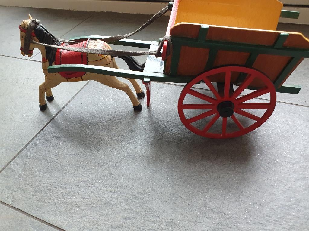 Houten paard met 2 karren, Ophalen of Verzenden, Gebruikt, Duw- of Trekspeelgoed