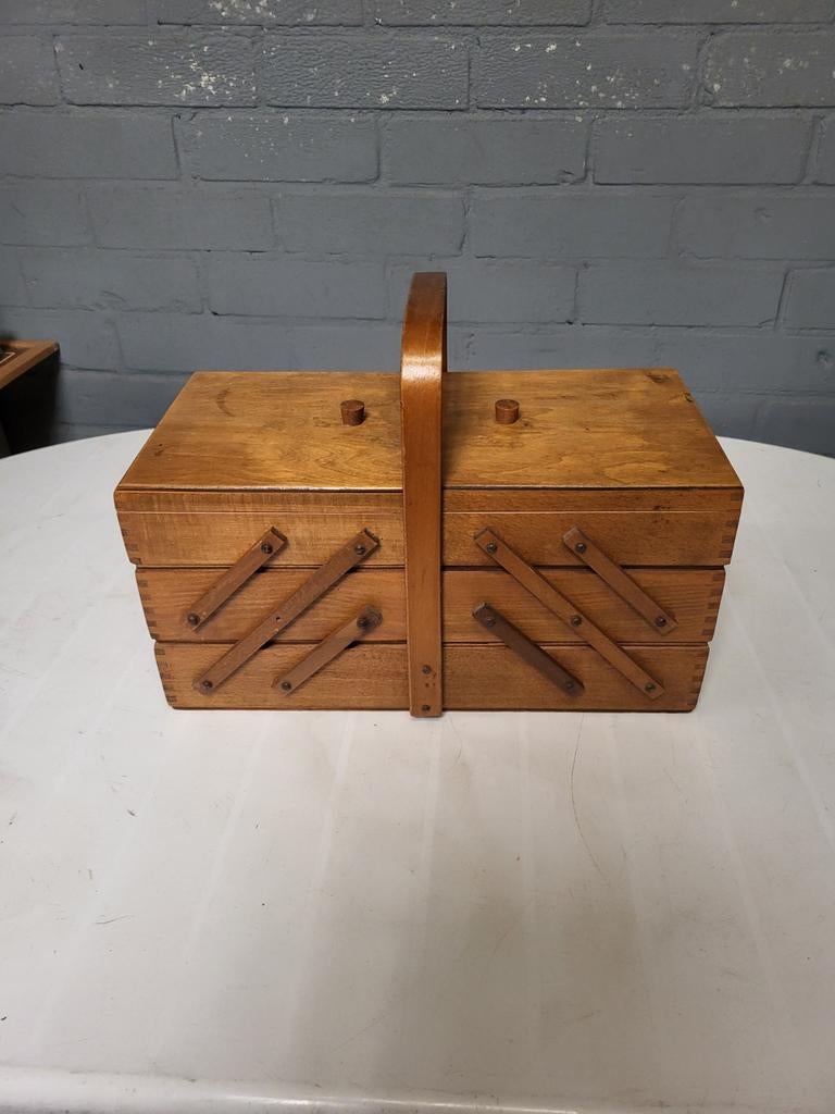 Te koop vintage naaibox, Ophalen of Verzenden