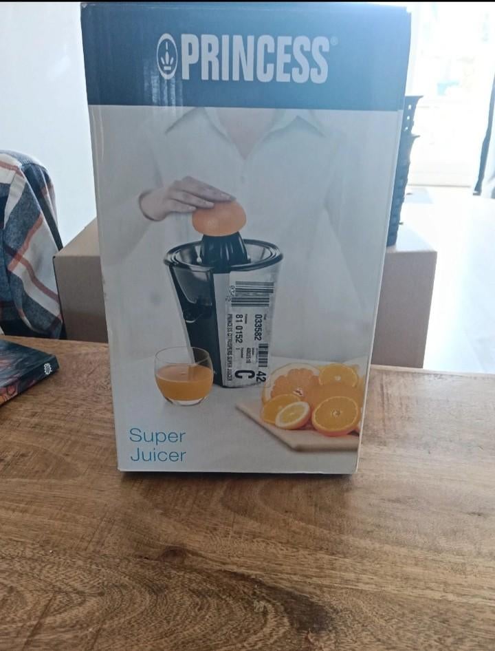 Nieuwe Princess Super Juicer - Sinaasappelpers 100W, Ophalen of Verzenden, Nieuw, Elektrisch, Citruspers