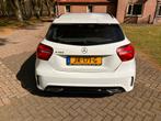 Mercedes-Benz A-Klasse A180 1.6 Blue Efficiency 2016 Wit, Auto's, Mercedes-Benz, Voorwielaandrijving, 4 cilinders, 1200 kg, Handgeschakeld