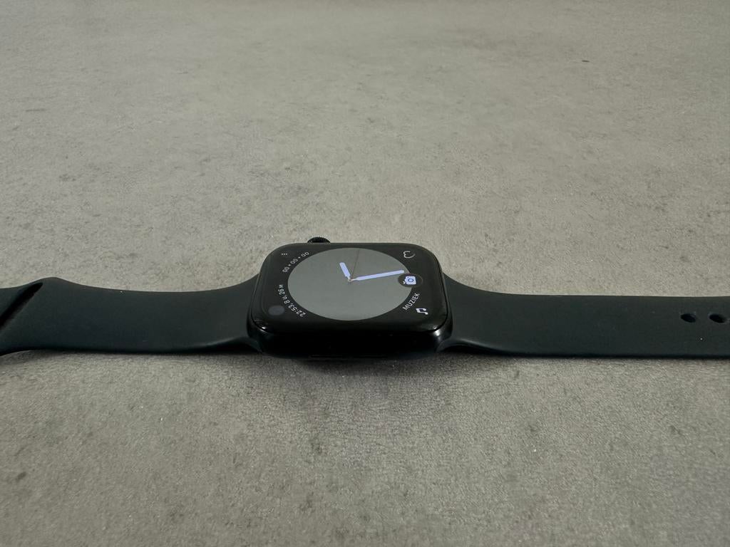 Apple Watch SE 44mm, Ophalen of Verzenden, Zo goed als nieuw, Zwart, IOS