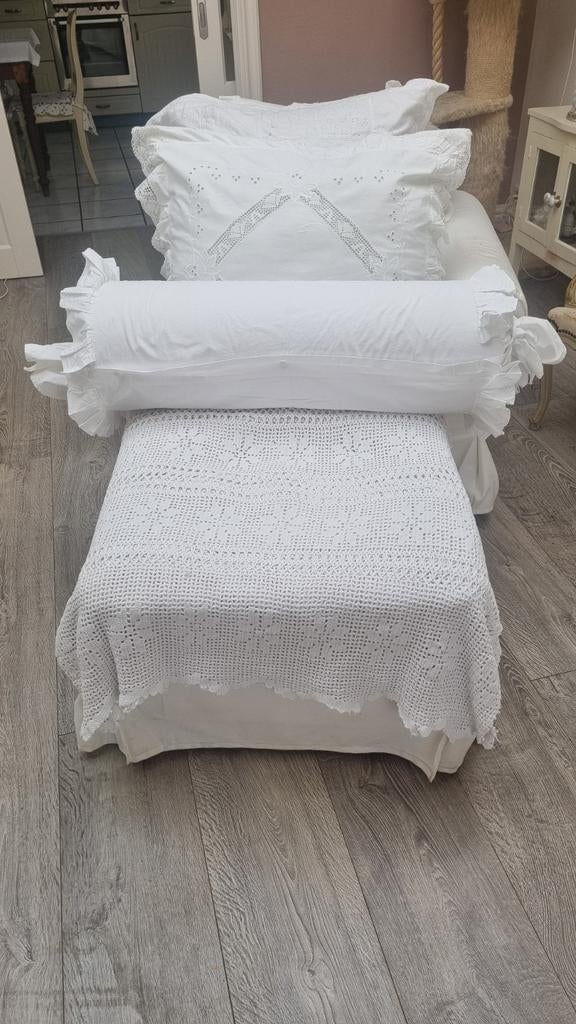 Elegante chaise longue ecru, Ophalen, 150 tot 200 cm, 75 tot 100 cm, Zo goed als nieuw