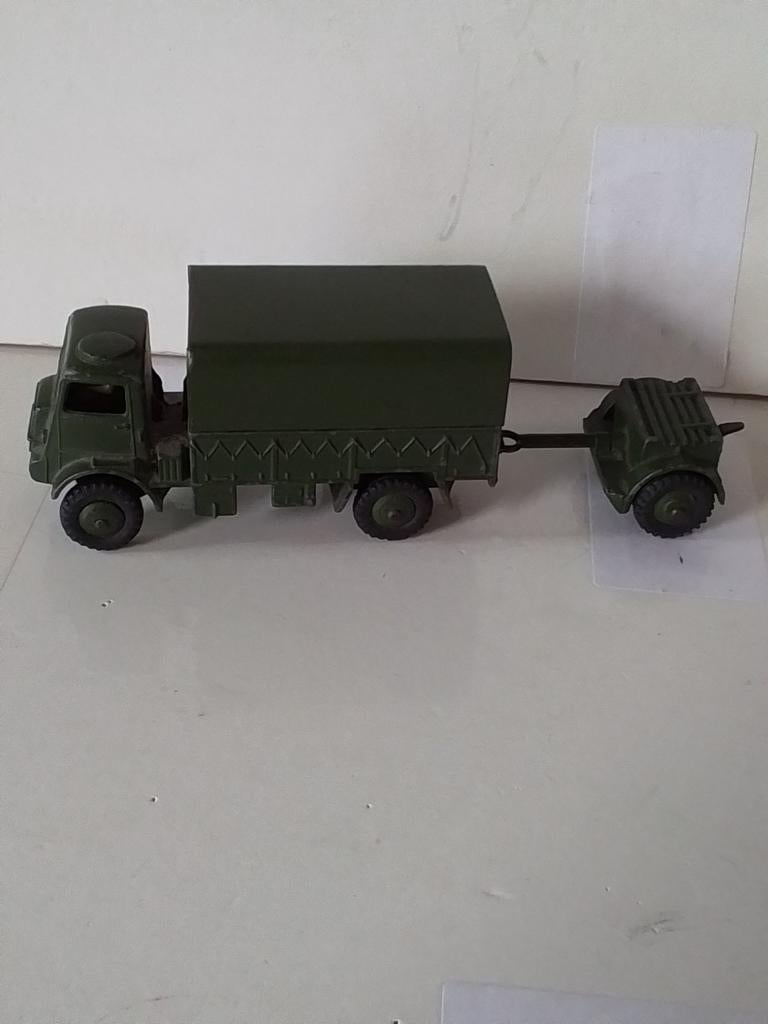 Leger Dinky Toy, Army Wagon 623.met aanhanger, Ophalen of Verzenden, Zo goed als nieuw
