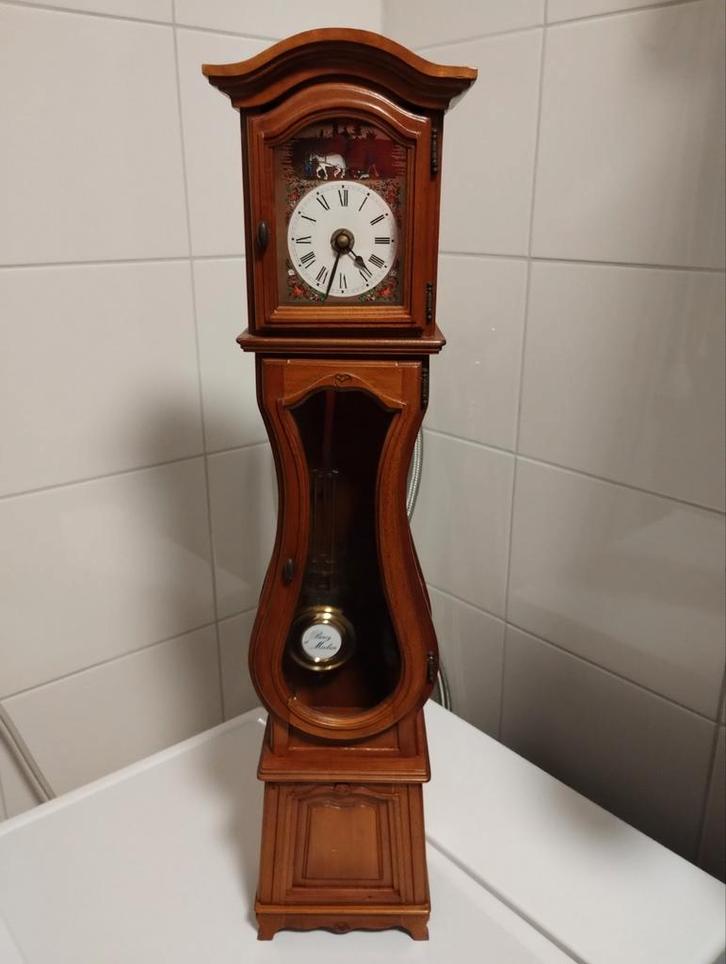 Houten mini staande klok, Antiek en Kunst, Antiek | Klokken, Ophalen of Verzenden