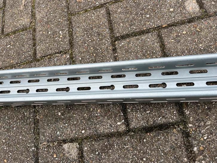 Nieuwe Kabelgoot - Ongebruikt en in perfecte staat, Doe-het-zelf en Verbouw, Elektra en Kabels, Nieuw, Overige typen, Ophalen