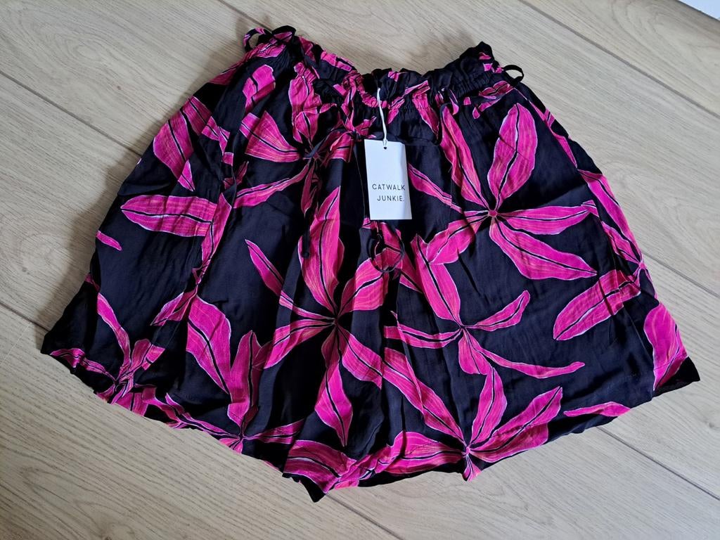 Catwalk Junkie korte broek maat M - Nieuw met kaartje, Kleding | Dames, Broeken en Pantalons, Kort, Zwart, Nieuw, Catwalk Junkie