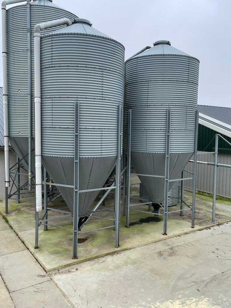 Veevoeder krachtvoer silo Roxell, Ophalen, Vee