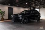 Volvo XC60 2.0 T6 AWD Black Edition | B&W | Massage | Trekha, Auto's, 12 maanden, Gebruikt, 4 cilinders, Zwart
