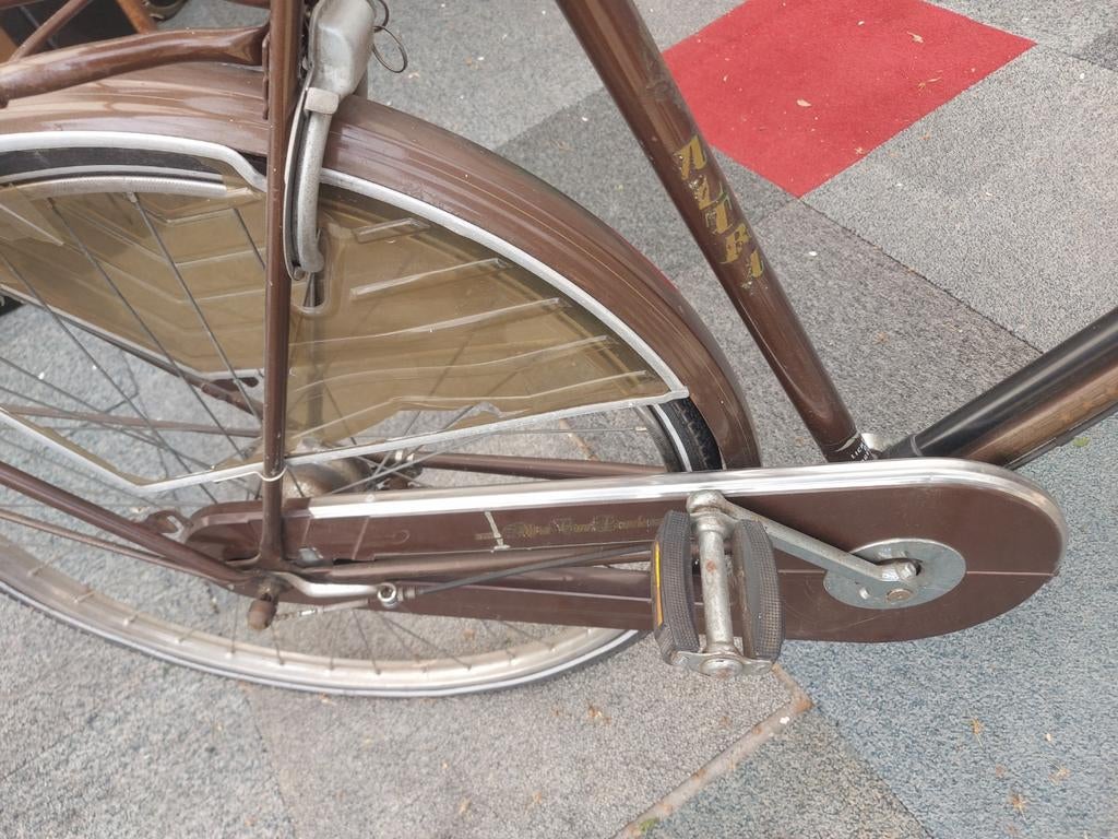 Bruine damesfiets met jasbeschermers, Ophalen of Verzenden, Overige merken