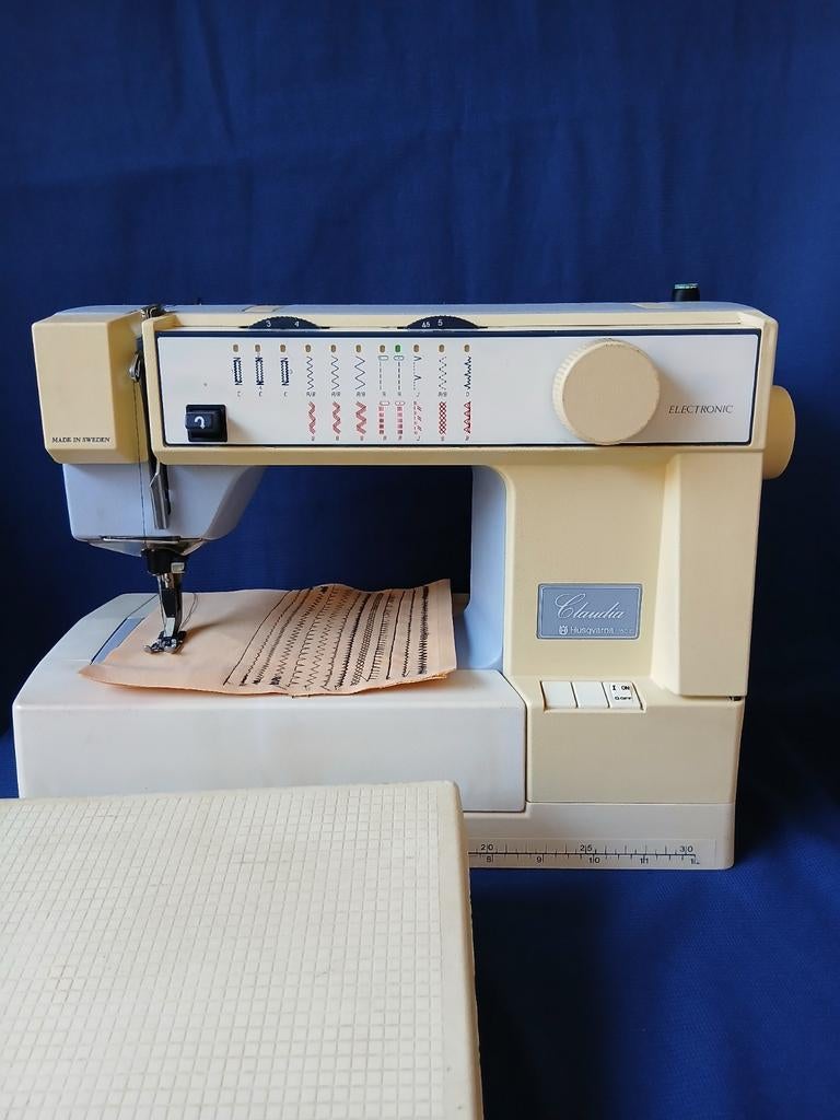 Husqvarna Claudia naaimachine, Ophalen of Verzenden, Gebruikt, Naaimachine, Husqvarna