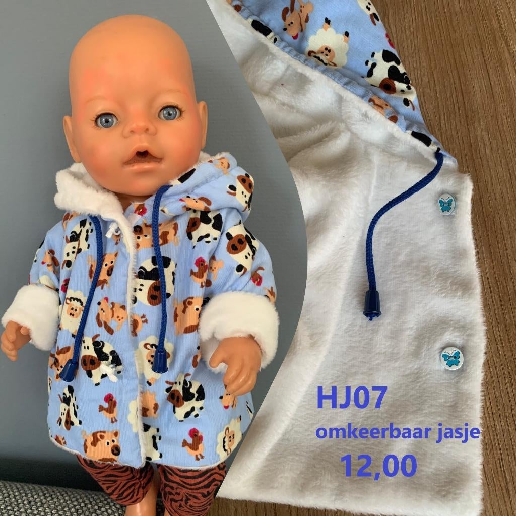 Poppenkleertjes baby born. Omkeerbaar jasje. KiKa., Ophalen, Nieuw, Babypop