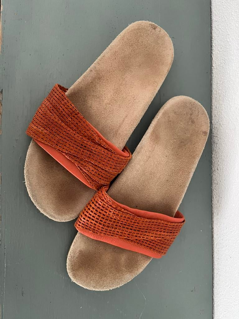 Humanoid slipper maat 41, Kleding | Dames, Schoenen, Slippers, Oranje, Ophalen of Verzenden, Zo goed als nieuw