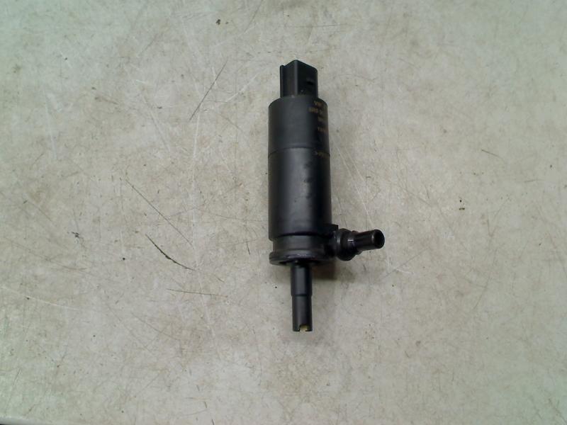 Ruitensproeierpomp Volkswagen Golf VII (AUA) 2017 6r0955681, Gebruikt, Volkswagen, Volkswagen AG, Kundenbetreuung@volkswagen.de