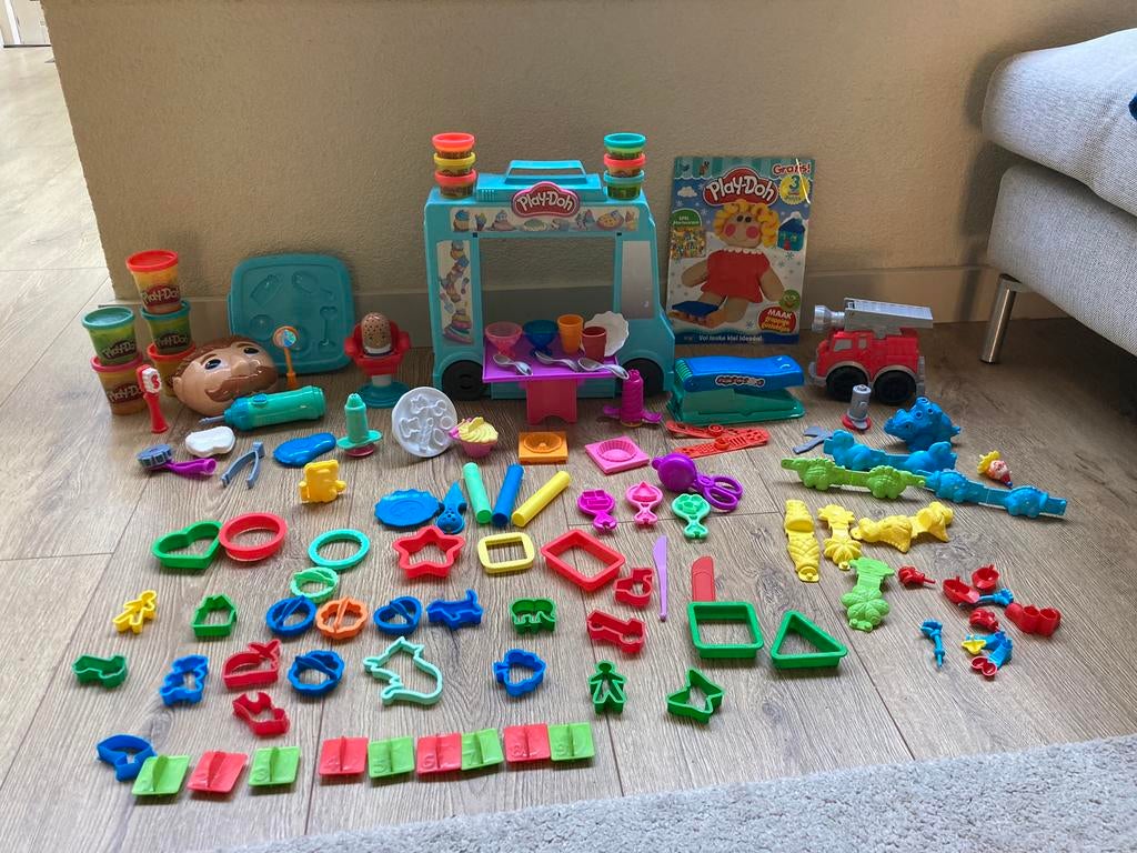 Grote partij Play doh atributen, Ophalen, Zo goed als nieuw, Jongen of Meisje