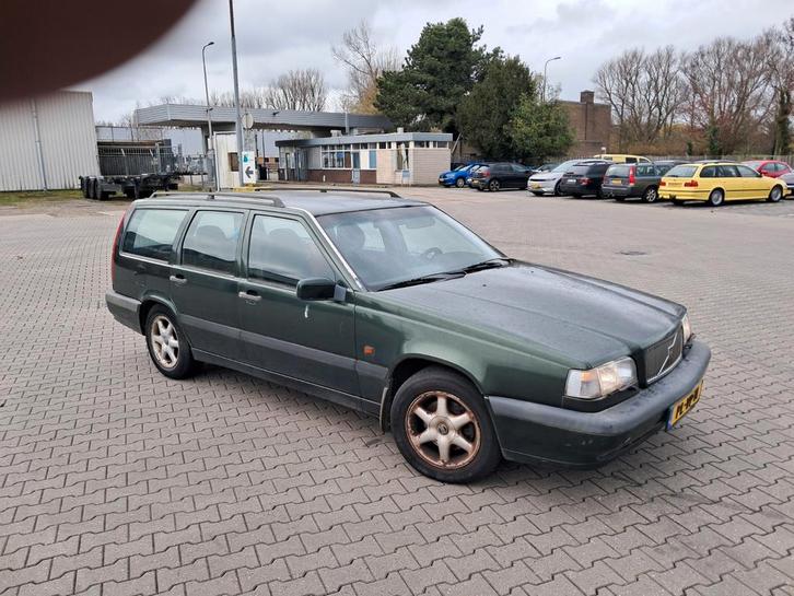 2 x Volvo 850 loop / sloop. 650 euro per stuk. Lees adverten, Auto's, Volvo, Particulier, Benzine, Stationwagon, Handgeschakeld