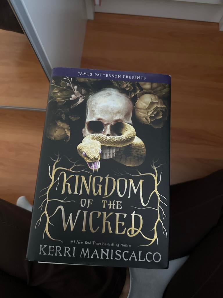 Kingdom of the Wicked - Kerri Maniscalco hardcover, Ophalen of Verzenden, Gelezen, Amerika