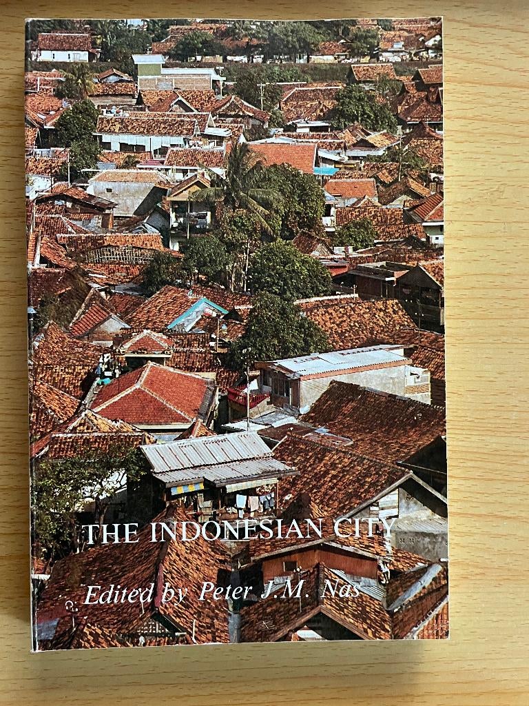 Studies op gebied van stadsontwikkeling in Indonesië, Ophalen of Verzenden, Gelezen, Peter J.M. Nas