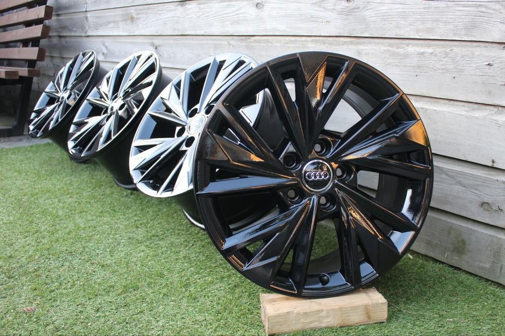 Originele Audi A3 velgen 17 inch 5x112 zwart S-line VW Seat, Gebruikt, Velg(en), 17 inch, Ophalen of Verzenden
